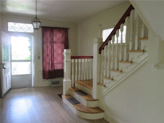 571 5th Ave, Freedom, PA 15042