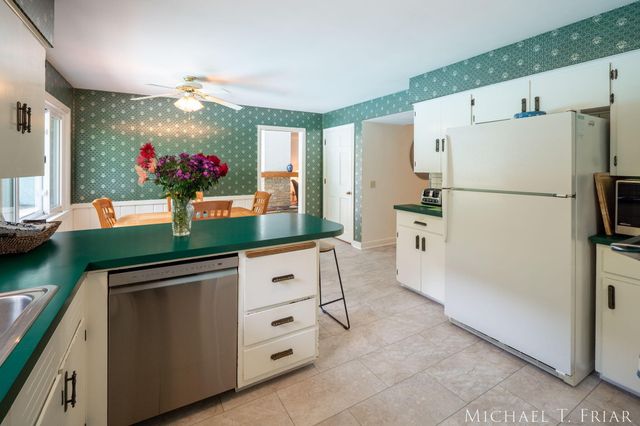 1705 Derbyshire Street Se, City Of Grand Rapids, MI 49508