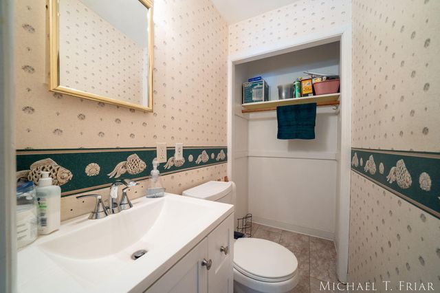 1705 Derbyshire Street Se, City Of Grand Rapids, MI 49508