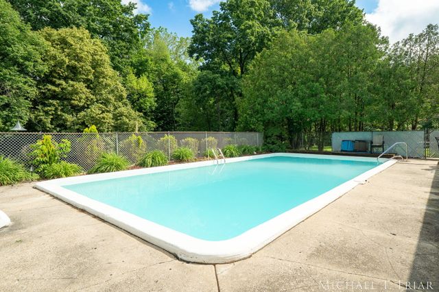 1705 Derbyshire Street Se, City Of Grand Rapids, MI 49508