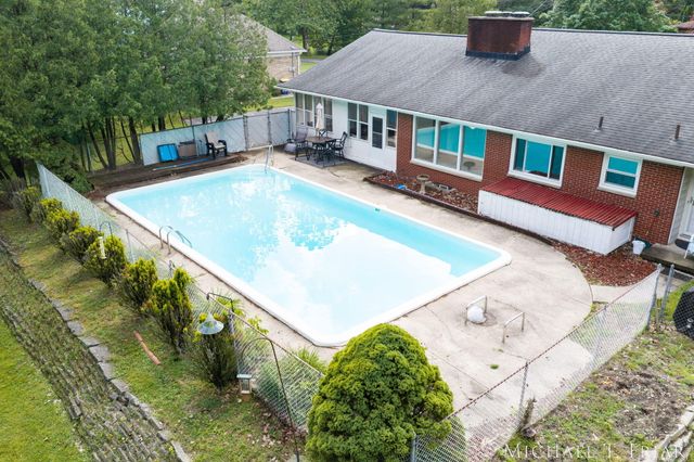 1705 Derbyshire Street Se, City Of Grand Rapids, MI 49508