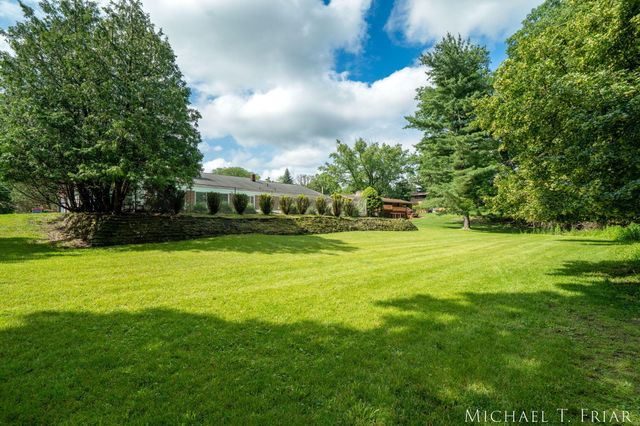 1705 Derbyshire Street Se, City Of Grand Rapids, MI 49508