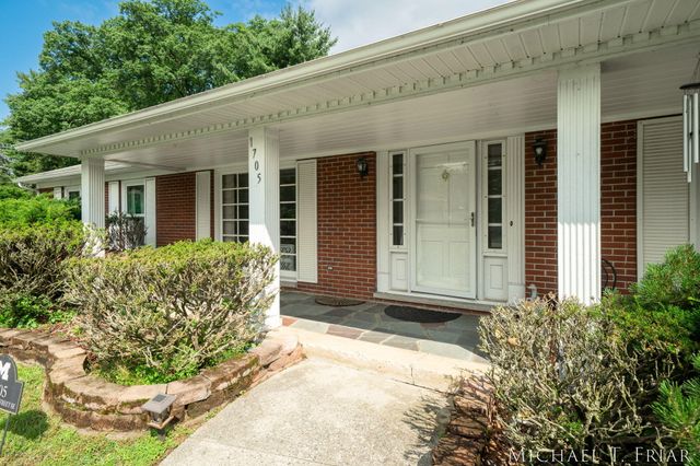 1705 Derbyshire Street Se, City Of Grand Rapids, MI 49508