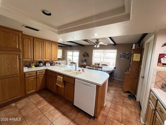 2260 N Middlecoff Drive, Mesa, AZ 85215