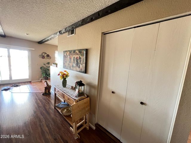 2260 N Middlecoff Drive, Mesa, AZ 85215