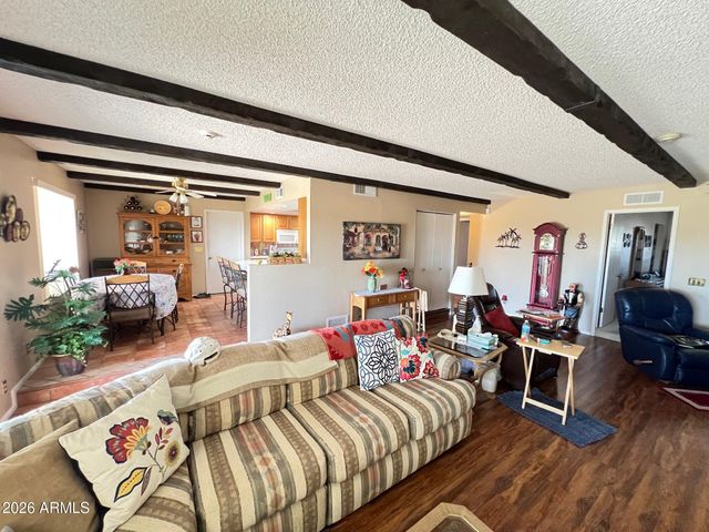 2260 N Middlecoff Drive, Mesa, AZ 85215