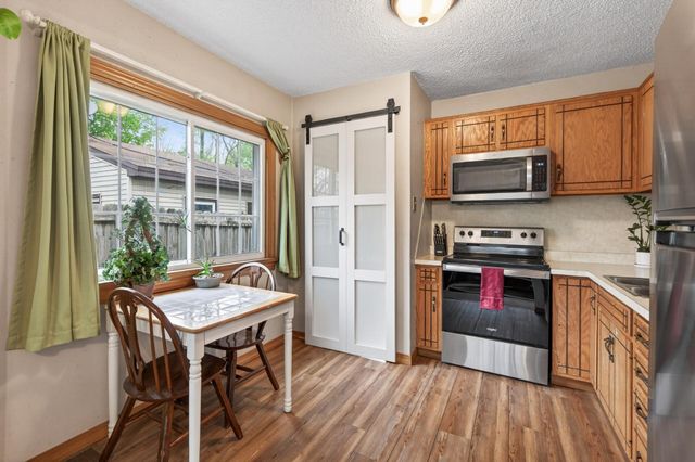 759 9th Avenue S, South Saint Paul, MN 55075
