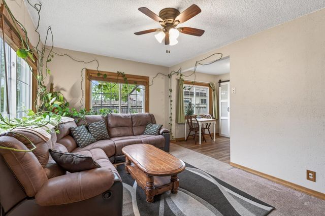 759 9th Avenue S, South Saint Paul, MN 55075