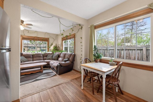 759 9th Avenue S, South Saint Paul, MN 55075