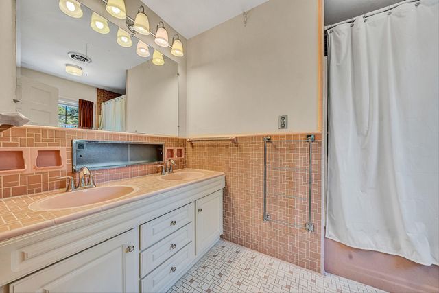 1344 S Main ST, Rocky Mount, VA 24151