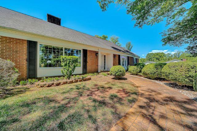 1344 S Main ST, Rocky Mount, VA 24151