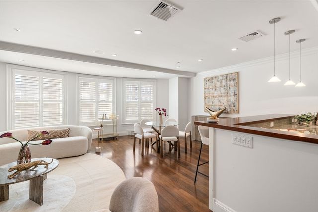 300 Boylston 909, Boston, MA 02116