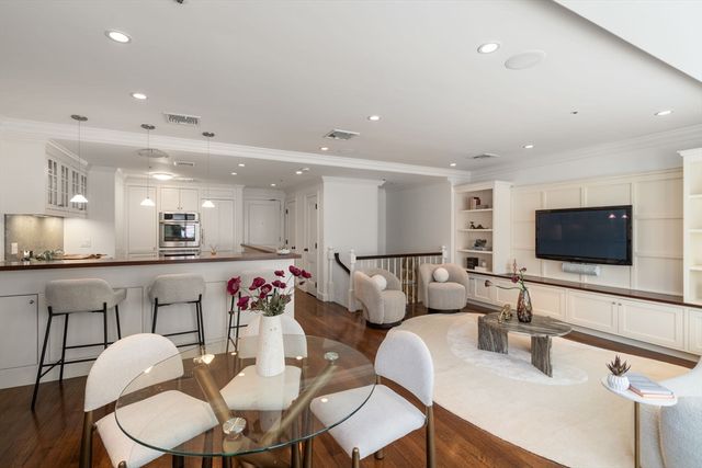 300 Boylston 909, Boston, MA 02116