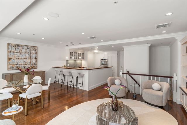 300 Boylston 909, Boston, MA 02116