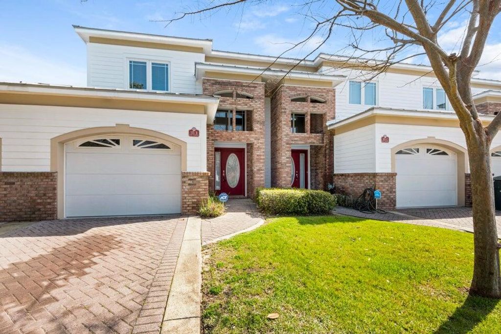 115 Beal Parkway D, Fort Walton Beach, FL 32548