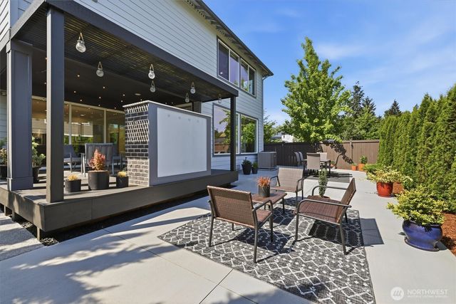 24855 237th Lane SE, Maple Valley, WA 98038