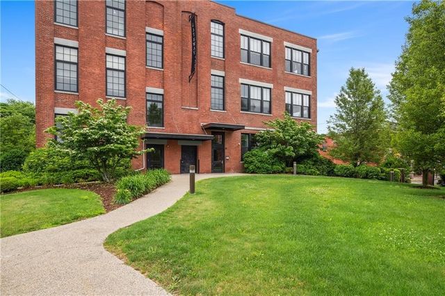 685 Social Street 115, Woonsocket, RI 02895