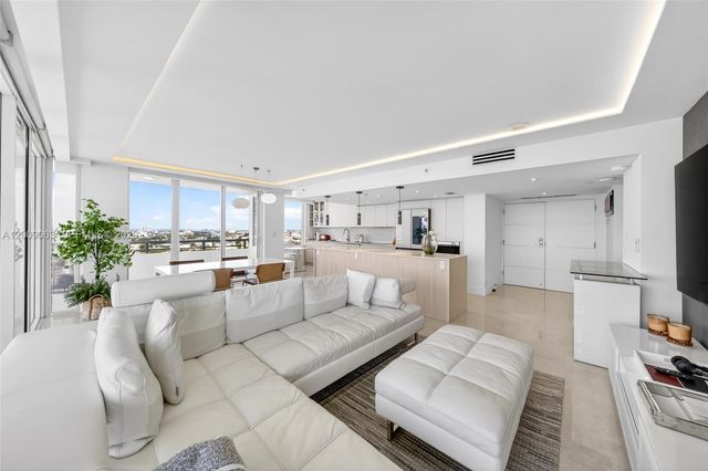 400 S Pointe Dr 2009, Miami Beach, FL 33139