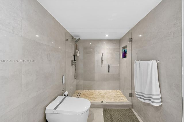 400 S Pointe Dr 2009, Miami Beach, FL 33139