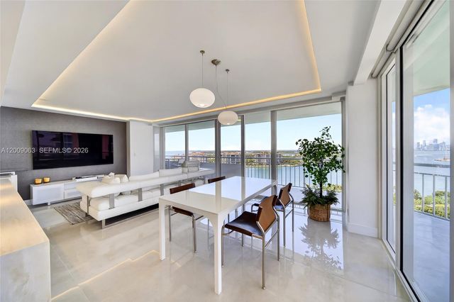 400 S Pointe Dr 2009, Miami Beach, FL 33139