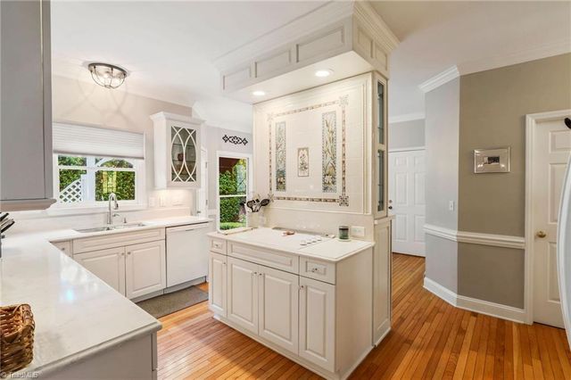 2188 Benwicke Drive, Pfafftown, NC 27040