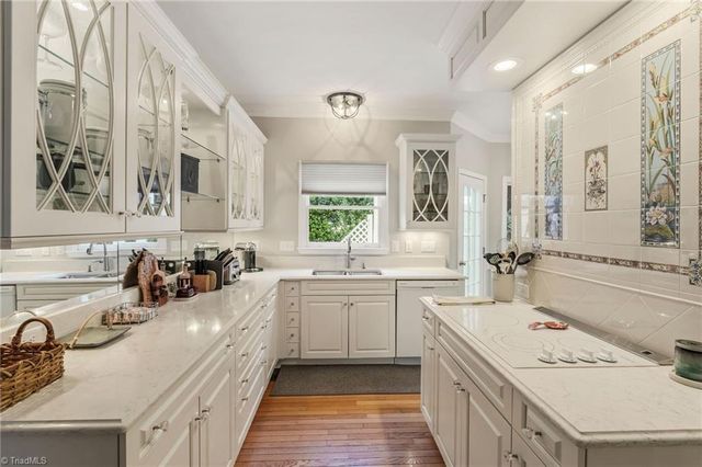 2188 Benwicke Drive, Pfafftown, NC 27040