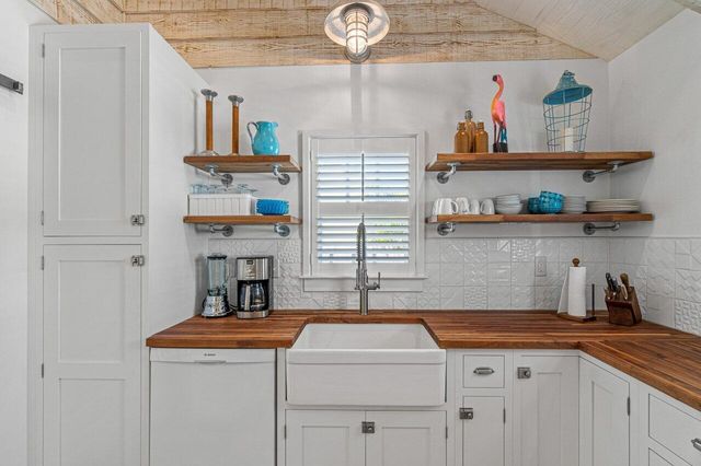 714 N Ocean Breeze, Lake Worth Beach, FL 33460