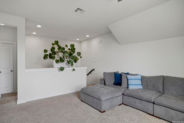 7914 ROANOKE RUN UNIT 26, San Antonio, TX 78240