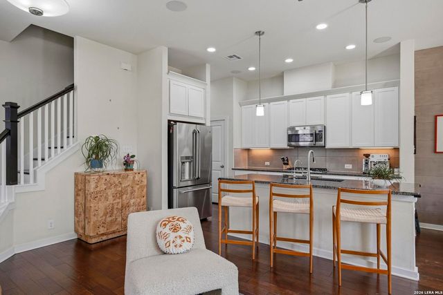 7914 ROANOKE RUN UNIT 26, San Antonio, TX 78240