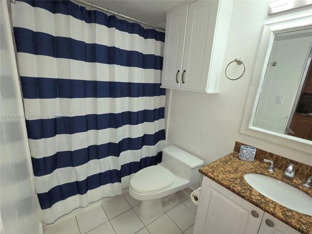 19201 Collins Avenue 432, Sunny Isles Beach, FL 33160