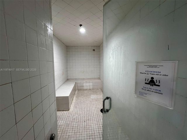 19201 Collins Avenue 432, Sunny Isles Beach, FL 33160