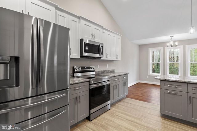 5608 BAZZANELLA DR, Mineral, VA 23117