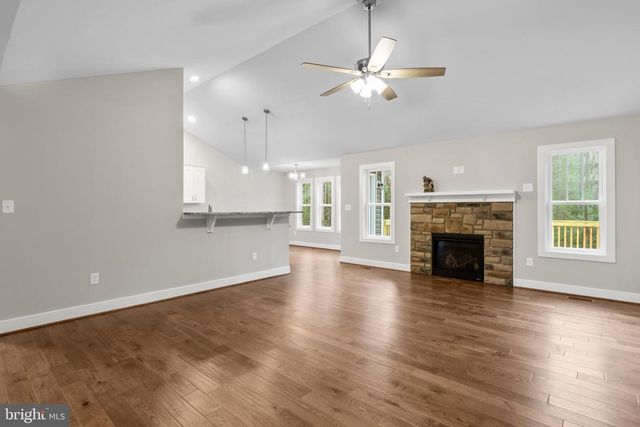 5608 BAZZANELLA DR, Mineral, VA 23117