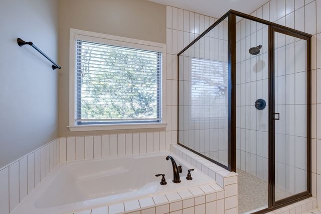 111 Amelia Drive, Bon Aqua, TN 37025