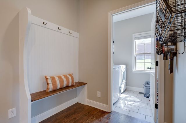 111 Amelia Drive, Bon Aqua, TN 37025