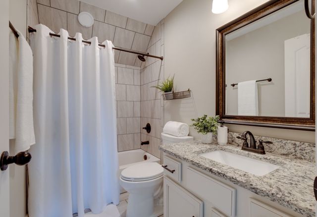 111 Amelia Drive, Bon Aqua, TN 37025