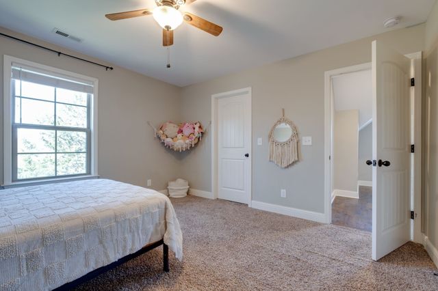 111 Amelia Drive, Bon Aqua, TN 37025