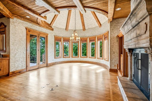6108 S Bluff Ridge Road, Ozark, MO 65721