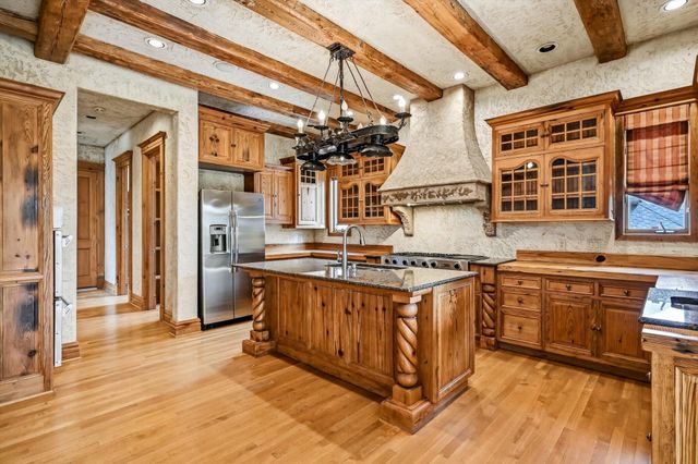 6108 S Bluff Ridge Road, Ozark, MO 65721