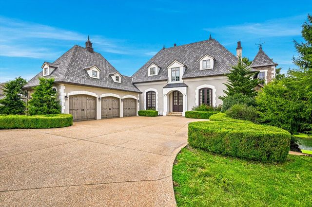 6108 S Bluff Ridge Road, Ozark, MO 65721