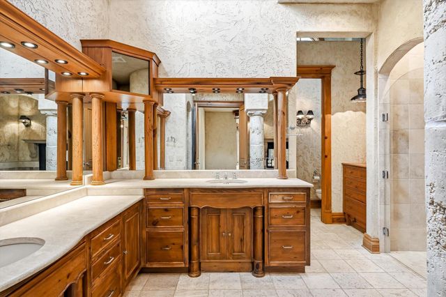 6108 S Bluff Ridge Road, Ozark, MO 65721