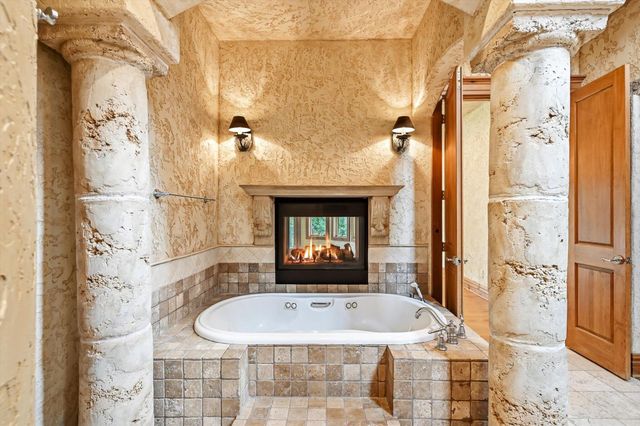 6108 S Bluff Ridge Road, Ozark, MO 65721