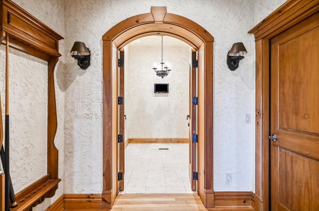 6108 S Bluff Ridge Road, Ozark, MO 65721