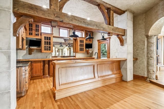 6108 S Bluff Ridge Road, Ozark, MO 65721