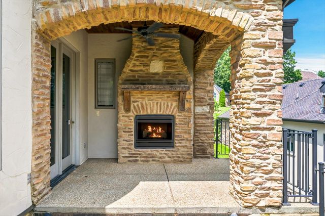6108 S Bluff Ridge Road, Ozark, MO 65721