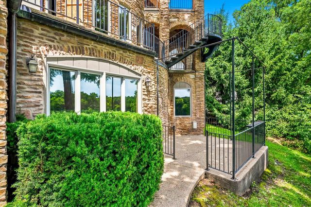 6108 S Bluff Ridge Road, Ozark, MO 65721