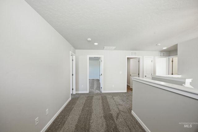 14068 Shiny Spruce St, Caldwell, ID 83607