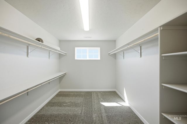 14068 Shiny Spruce St, Caldwell, ID 83607