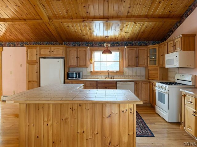 1815 School Street, Brookfield, NY 13364