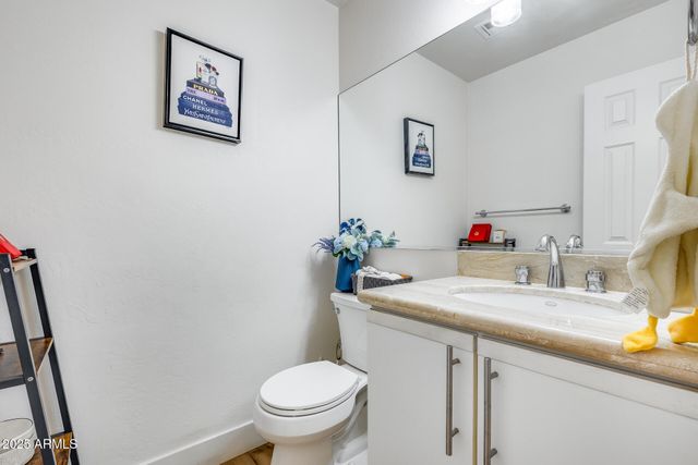 2158 W PENINSULA Circle, Chandler, AZ 85248